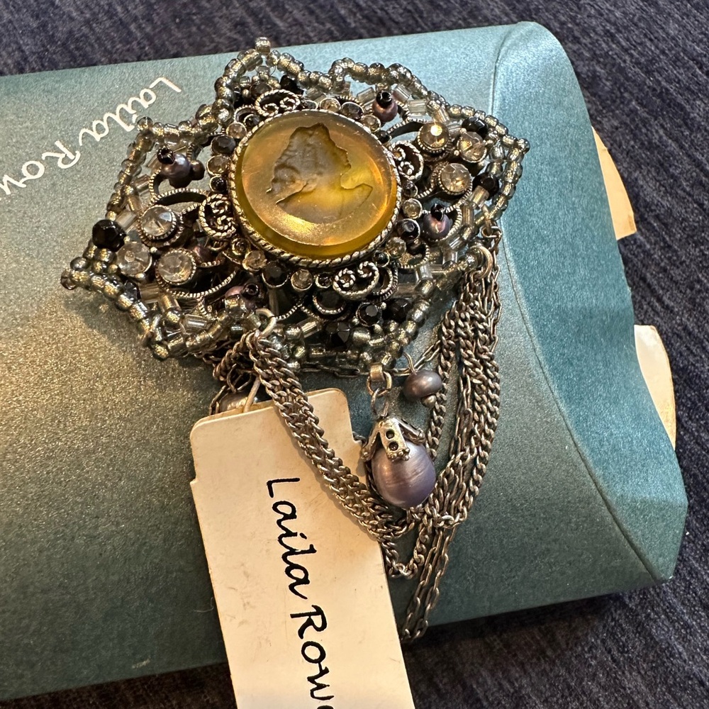 😱INSANE SALE😱Silver and Gold Brooch